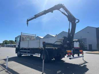 Camion porteur Renault C380 