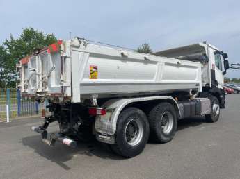 Camion porteur Renault C460 