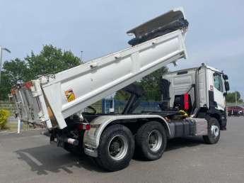 Camion porteur Renault C460 