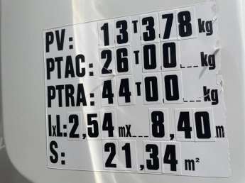 Camion porteur Renault C460 