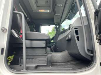 Camion porteur Renault C430.32 