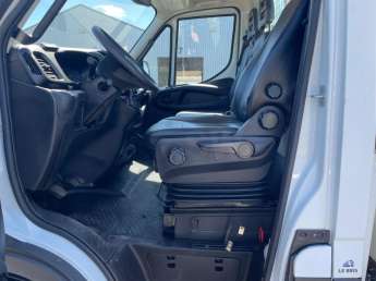 Utilitaire Iveco DAILY 35C14 