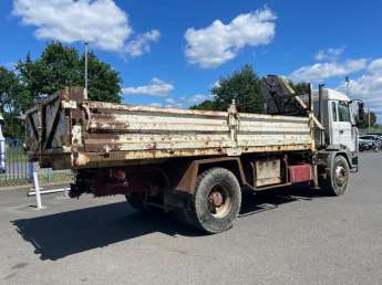 Camion porteur Renault G270 