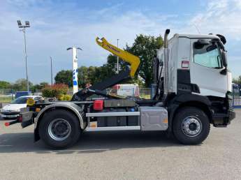 Camion porteur Renault C380 