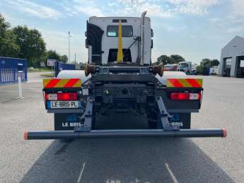 Camion porteur Renault C380 