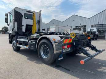 Camion porteur Renault C380 