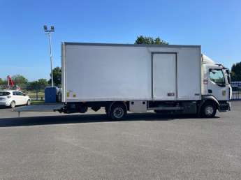 Camion porteur Renault D210 
