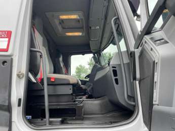 Camion porteur Renault K430 COMFORT 