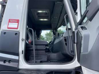 Camion porteur Renault K430 