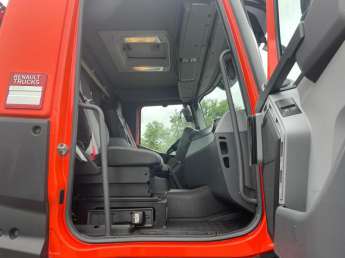 Camion porteur Renault C430 