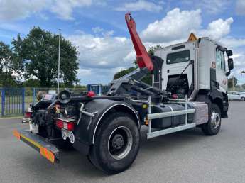 Camion porteur Renault K380 