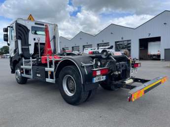 Camion porteur Renault K380 