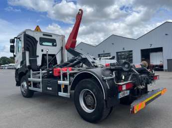 Camion porteur Renault K380 