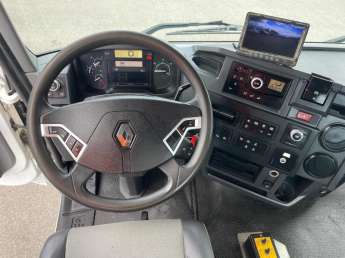 Camion porteur Renault K380 