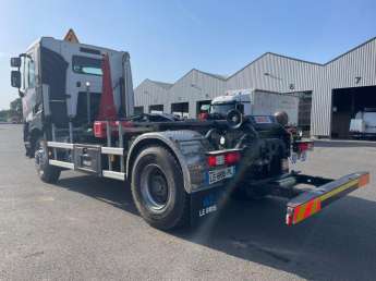 Camion porteur Renault K380 
