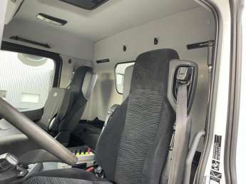 Camion porteur Mercedes AROCS 32.43 