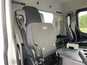 Camion porteur Mercedes AROCS 32.43 