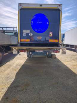 Camion porteur MAN TGL 12.220 
