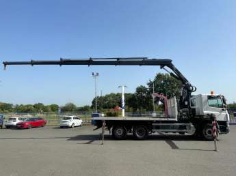 Camion porteur DAF CF85 