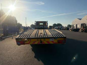 Camion porteur Iveco Stralis 260S42