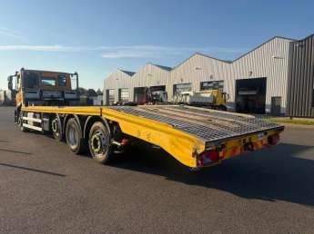 Camion porteur Iveco Stralis 260S42