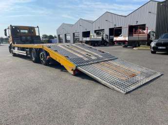 Camion porteur Iveco STRALIS 260S36 