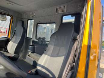 Camion porteur Iveco STRALIS 260S36 