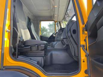 Camion porteur Iveco STRALIS 260S36 