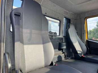 Camion porteur Iveco STRALIS 260S36 