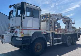 Camion porteur Renault KERAX 370 
