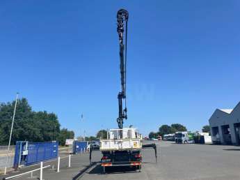 Camion porteur Renault D210.12 