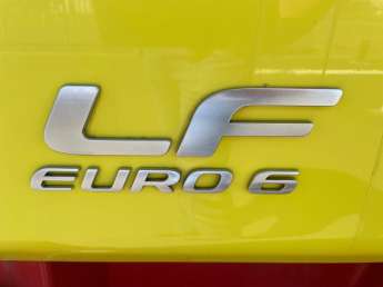 Camion porteur DAF LF220 