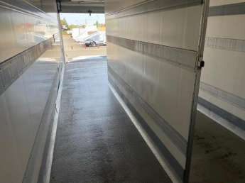 Camion porteur Renault D26.320 