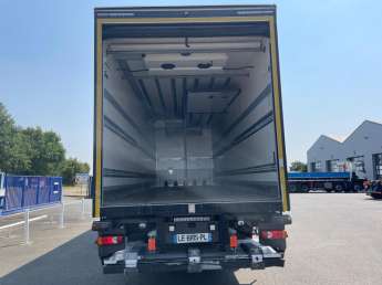 Camion porteur Renault D26.320 