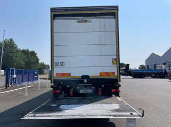 Camion porteur Renault D26.320 