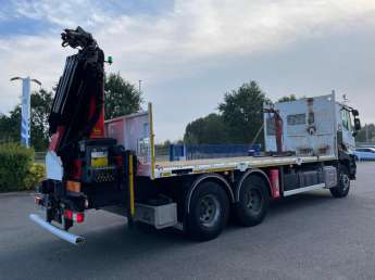 Camion porteur Renault C380 