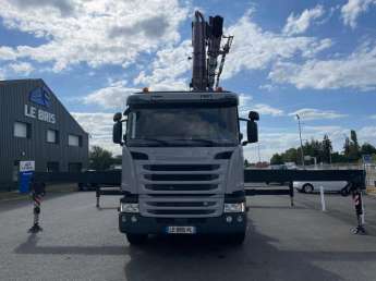 Tracteur routier Scania 490 