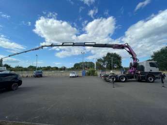 Tracteur routier Scania 490 
