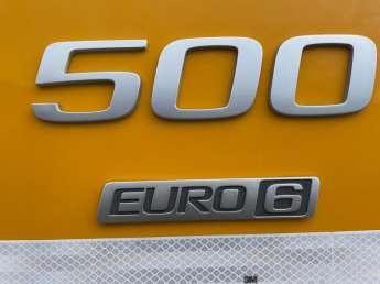 Camion porteur Volvo FMX 500 