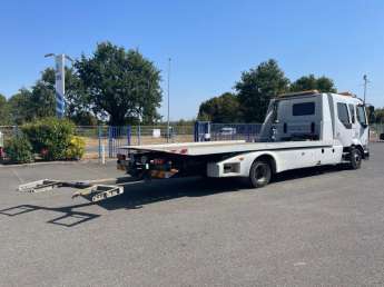 Camion porteur Renault MIDLUM 220 