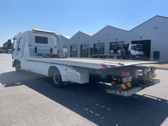 Camion porteur Renault MIDLUM 220 