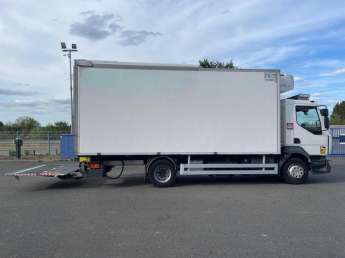Camion porteur Renault D250-12 