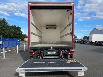 Camion porteur Renault D250-12 