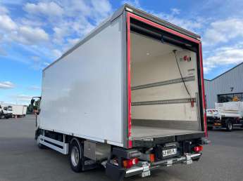 Camion porteur Renault D250-12 