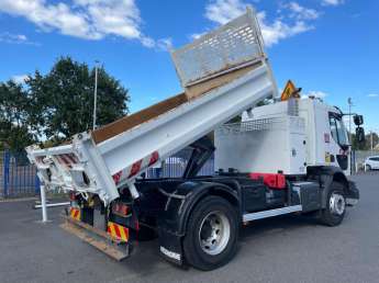 Camion porteur Renault D14 