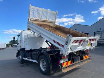Camion porteur Renault D14 