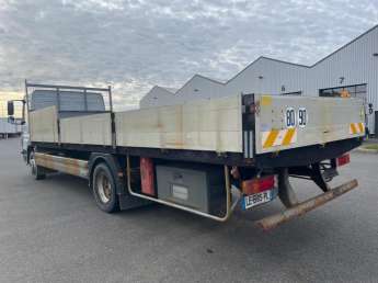 Camion porteur Mercedes ATEGO 12.18 
