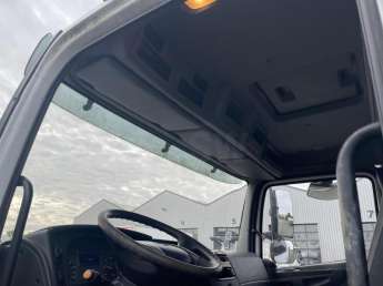 Camion porteur Mercedes ATEGO 12.18 