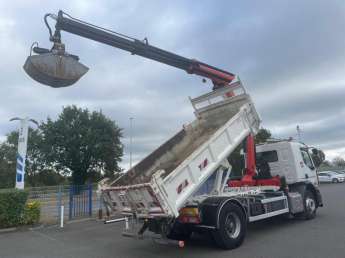 Camion porteur Renault C380 