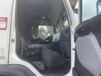 Camion porteur Renault C380 